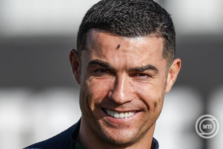 Forbes: változatlanul Ronaldo a világ legjobban fizetett labdarúgója