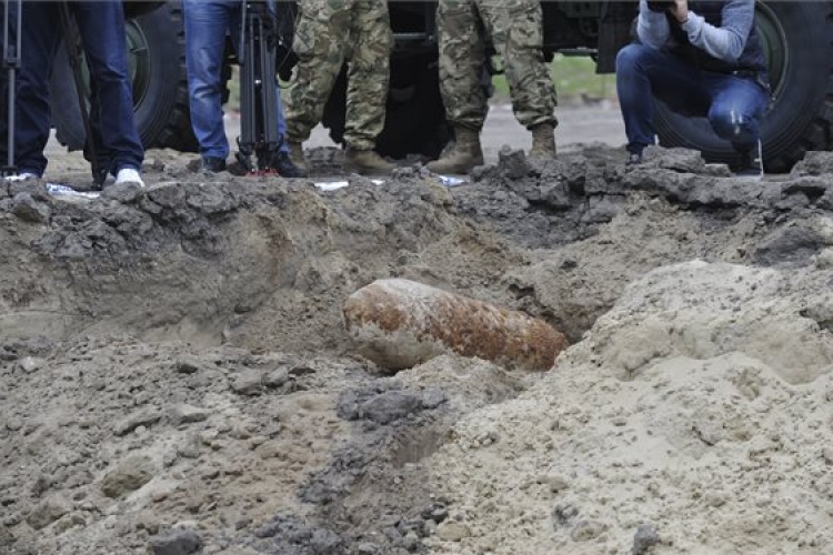 Sikerült hatástalanítani a fővárosban talált bombát